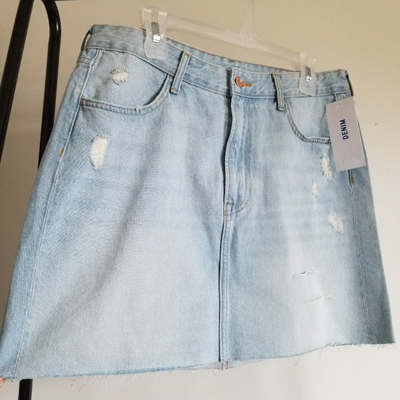NWT H&M Denim Skirt - Picture 1 of 4